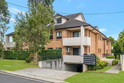 /international/au/13-21-23-hinkler-avenue-warwick-farm-nsw-152677944/