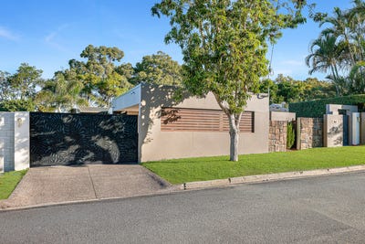 /international/au/34-wistaria-avenue-southport-qld-151402896/