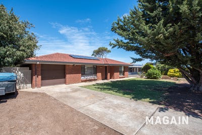 /international/au/23-greenlees-parade-aldinga-beach-sa-150929436/