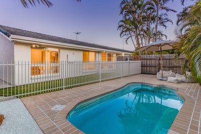 /international/au/2-28-andrew-avenue-pottsville-nsw-152422940/