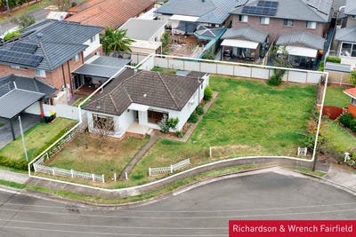 /international/au/8-janice-avenue-smithfield-nsw-152581228/