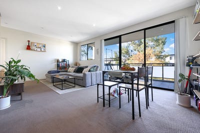 /international/au/5-37-43-balmoral-road-northmead-nsw-148374392/