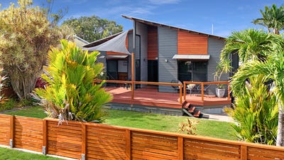 /international/au/8-holmes-avenue-sarina-qld-151384464/