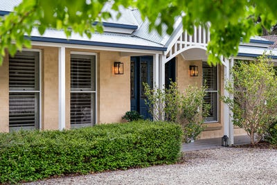 /international/au/6-norton-lane-bowral-nsw-152437592/
