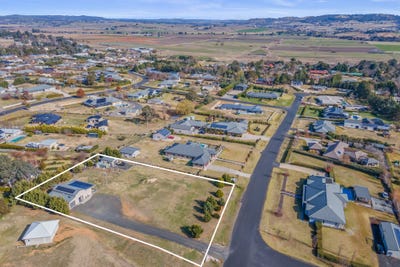 /international/au/13-ridgeview-close-white-rock-nsw-148461420/