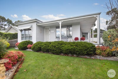 /international/au/19-main-street-gordon-vic-151409644/