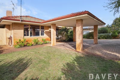 /international/au/6a-muirdick-street-innaloo-wa-148366672/