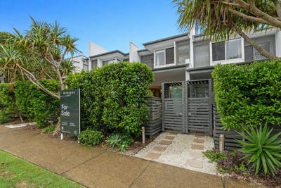 /international/au/10-1-7-canthium-way-casuarina-nsw-151264376/