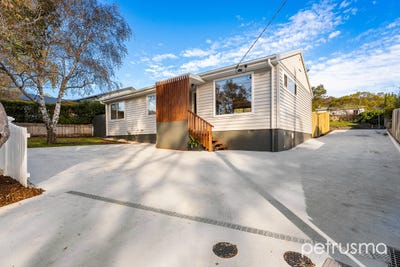/international/au/52-riawena-road-montagu-bay-tas-151474900/
