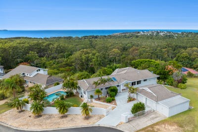 /international/au/9-stefan-close-emerald-beach-nsw-151051080/