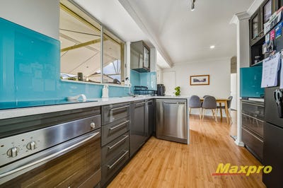 /international/au/2a-vigna-place-ferndale-wa-150751468/