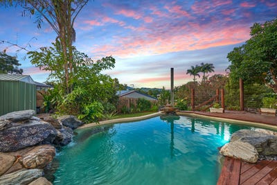 /international/au/10-jilbar-close-caravonica-qld-148577224/?lang=en