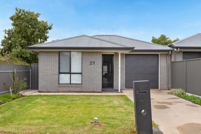 /international/au/21-mary-street-smithfield-sa-150874984/