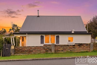 /international/au/35-caveside-road-mole-creek-tas-151408240/