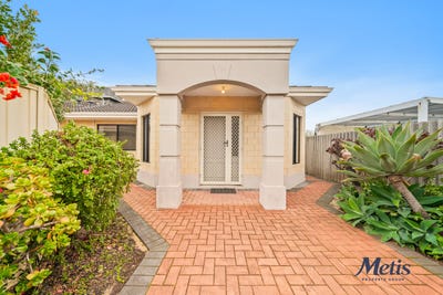 /international/au/18a-barlow-way-balga-wa-151163292/