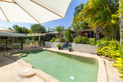 /international/au/3-maltman-street-north-moffat-beach-qld-152312932/