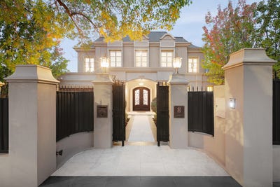 /international/au/8-cremorne-street-balwyn-vic-151402384/