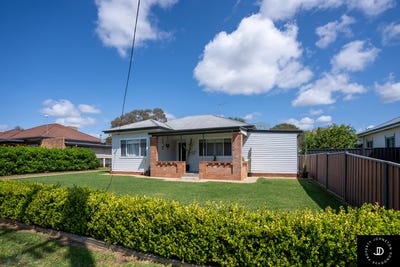 /international/au/25-eighth-memorial-drive-gunnedah-nsw-152554684/