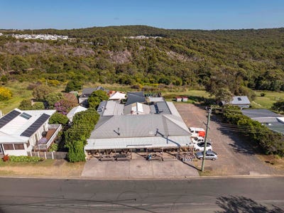 /international/au/-catho-pub-24-clarke-street-catherine-hill-bay-nsw-505128960/