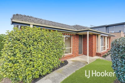 /international/au/1-18-20-brunt-street-cranbourne-vic-152631200/