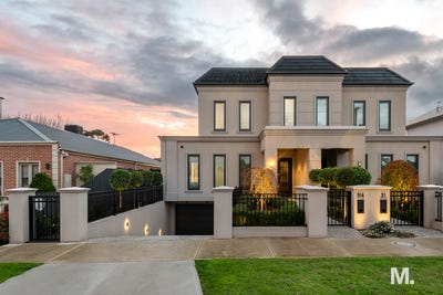 /international/au/31a-gilbertson-street-essendon-vic-151465072/