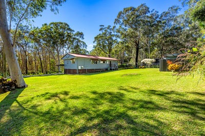 /international/au/5-7-bamberry-street-russell-island-qld-148442344/?lang=en