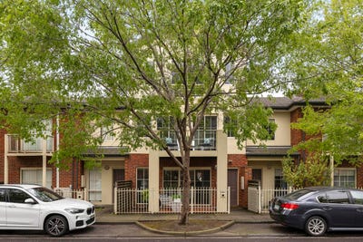 /international/au/91-village-way-maribyrnong-vic-152551612/
