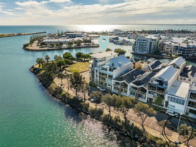 /international/au/4-11-galileo-loop-mandurah-wa-151527472/