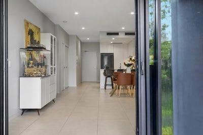 /international/au/101-3-grout-street-macgregor-qld-152225496/