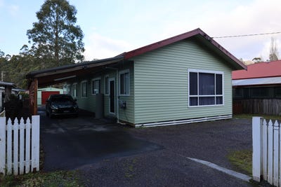 /international/au/8b-penghana-road-queenstown-tas-148563988/?lang=fr
