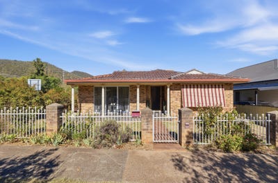 /international/au/147a-brisbane-street-east-tamworth-nsw-150932864/