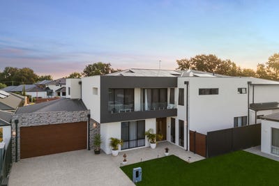 /international/au/7-spotless-close-canning-vale-wa-151363576/