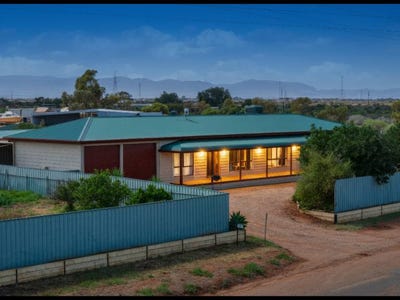 /international/au/107-racecourse-road-port-augusta-sa-152633872/