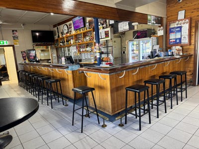 /international/au/hotel-victory-31-taylor-street-cecil-plains-qld-505140456/