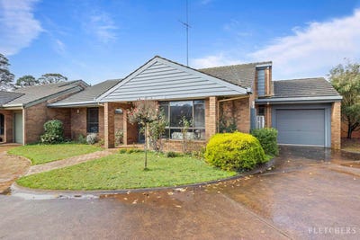 /international/au/4-147-wendouree-parade-lake-wendouree-vic-151379860/