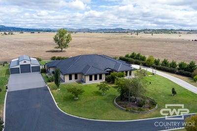 /international/au/409-gwydir-highway-glen-innes-nsw-700400380/