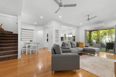 /international/au/13-19-grand-avenue-forest-lake-qld-151003128/