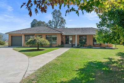 /international/au/8-anna-lane-myrtleford-vic-147767096/