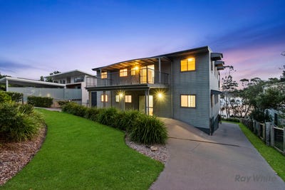 /international/au/119-annetts-parade-mossy-point-nsw-147951028/