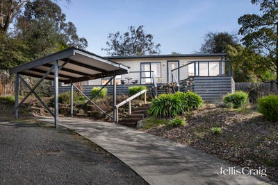 /international/au/5-naroo-road-mooroolbark-vic-148586116/?lang=en