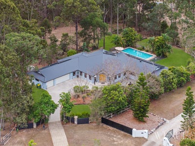 /international/au/8-12-parakeet-court-greenbank-qld-152697596/