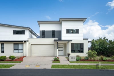 /international/au/57a-norfolk-street-fern-bay-nsw-151047720/