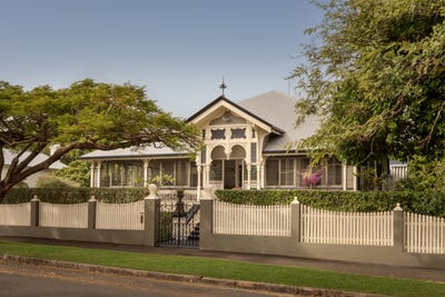 /international/au/52-moreton-street-new-farm-qld-151560308/