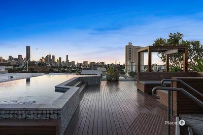 /international/au/505-17-gibbon-street-woolloongabba-qld-151289944/