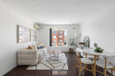 /international/au/6-33-garden-street-belmore-nsw-152397500/