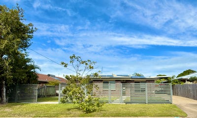 /international/au/24-south-street-urangan-qld-148368132/
