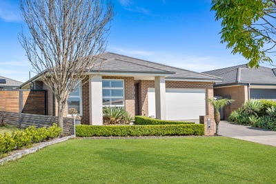/international/au/8-leeds-street-oran-park-nsw-152373484/