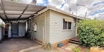 /international/au/20a-floyed-street-narrogin-wa-152622560/