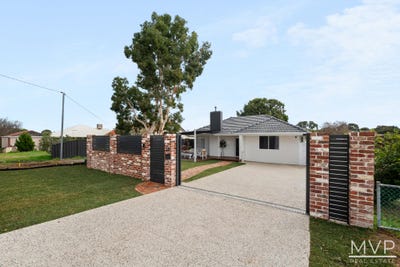 /international/au/28-camillo-street-coolbellup-wa-151643980/