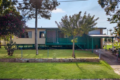 /international/au/1-pat-street-kingston-qld-151271512/